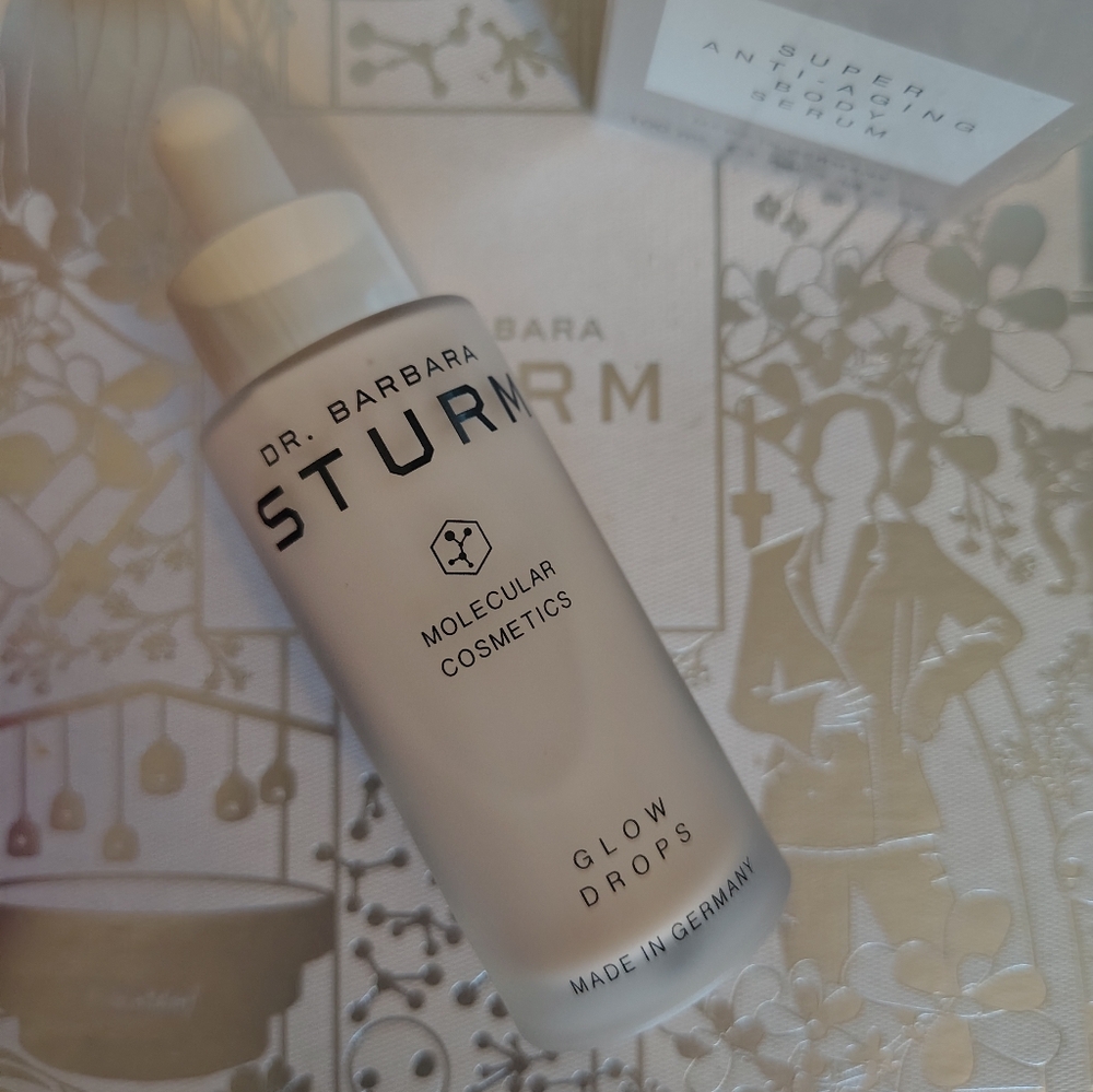 Dr. Barbara Sturm Glow Drops 30ml - Picture 4 of 16